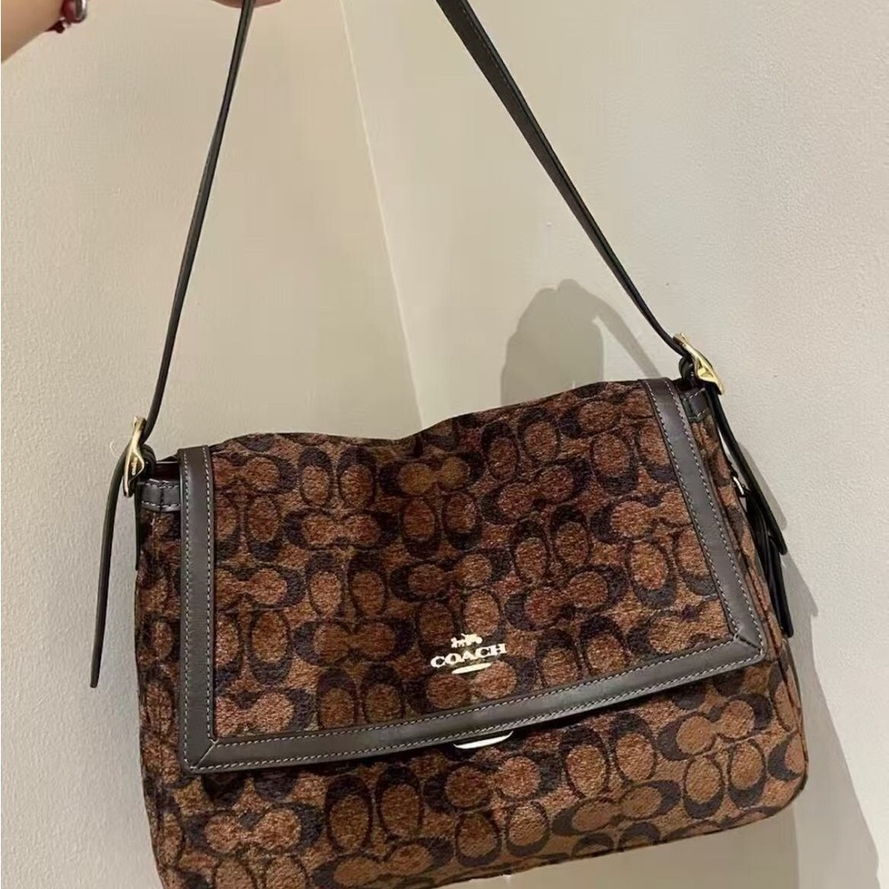 Coach Etta Flap Shoulder Bag in Signature Chenille CCE58 NWT - Picture 2 of 7